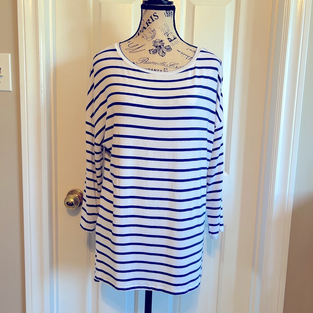 CLEO White/Blue Striped top Size L/G